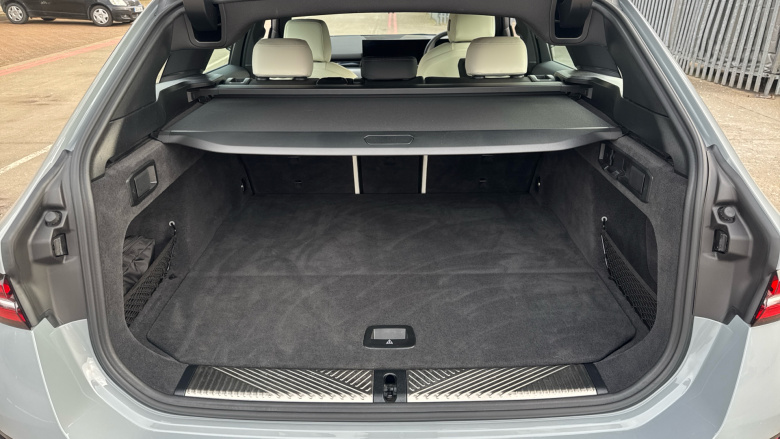 BMW 5 Series 520i M Sport 5dr Auto [Comfort Plus] Petrol Estate